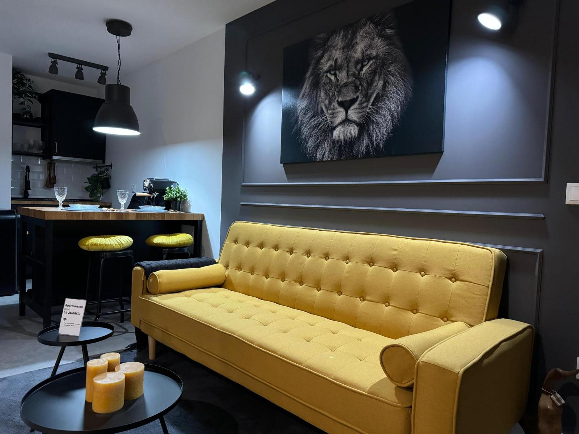 Apartamento Deluxe Lajuderia Con Parking Gratis 코르도바 외부 사진