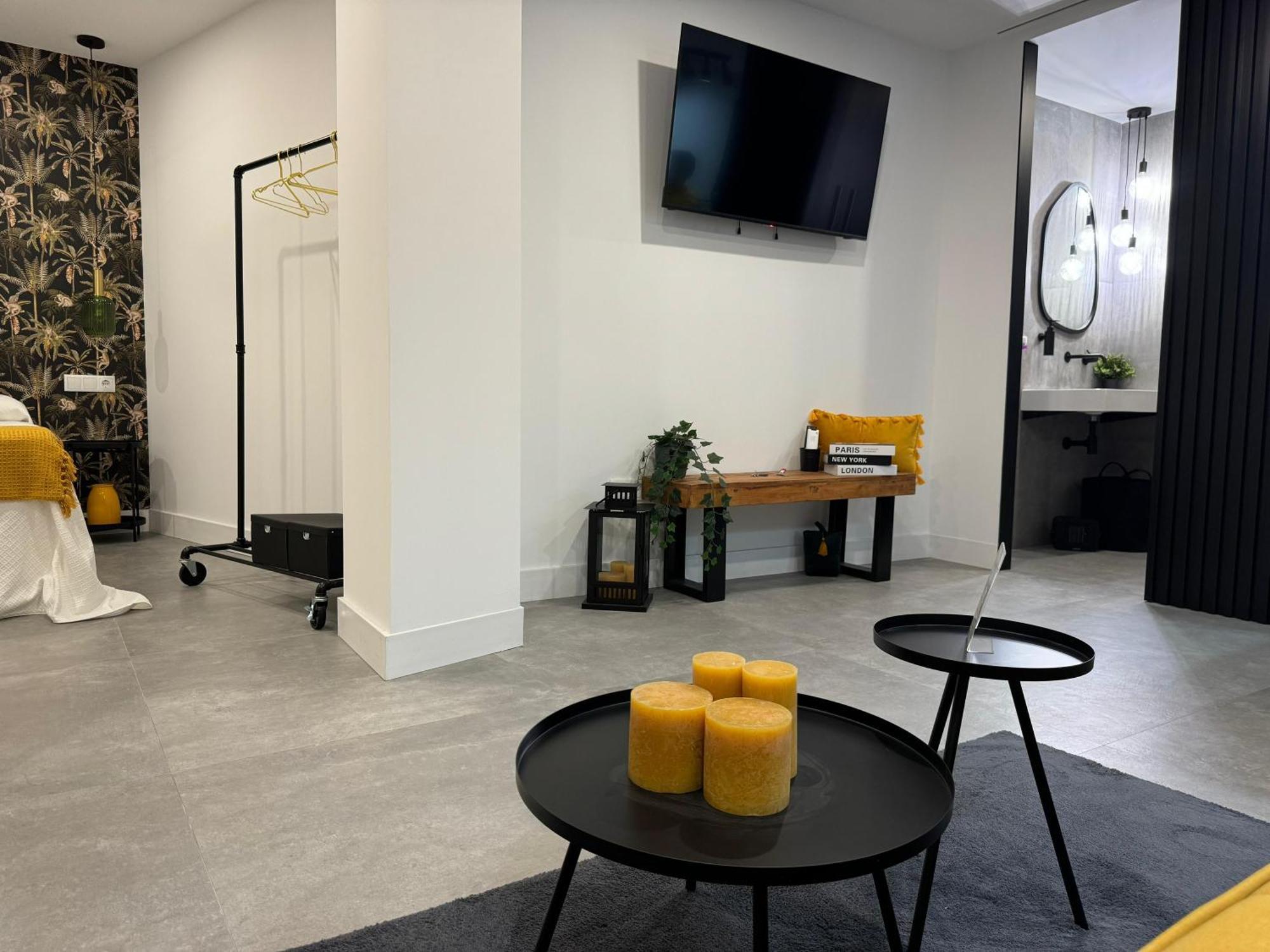 Apartamento Deluxe Lajuderia Con Parking Gratis 코르도바 외부 사진