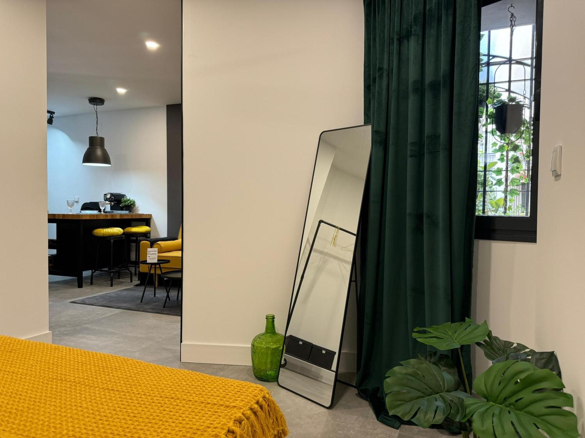 Apartamento Deluxe Lajuderia Con Parking Gratis 코르도바 외부 사진