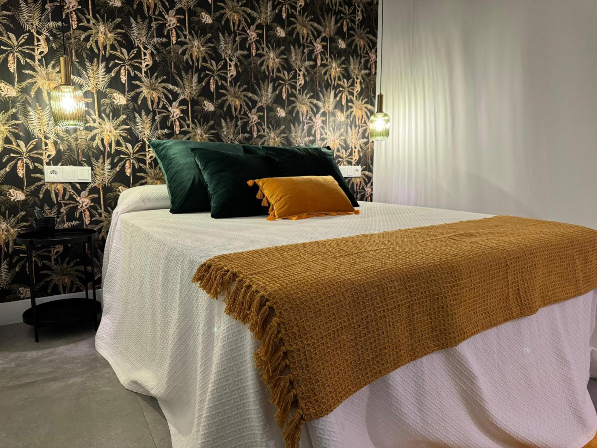 Apartamento Deluxe Lajuderia Con Parking Gratis 코르도바 외부 사진